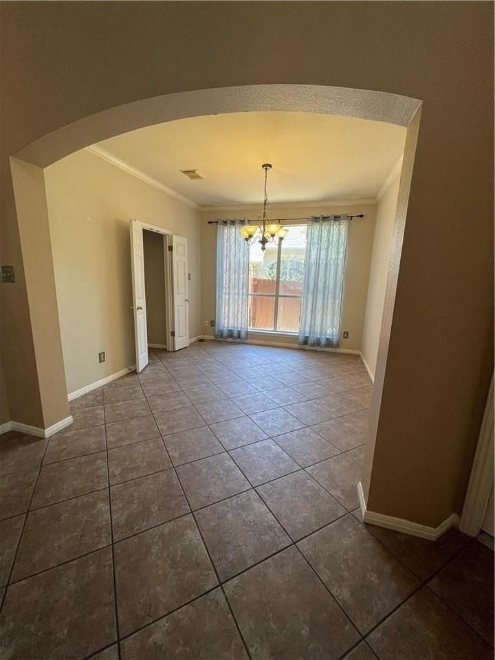 1881 Dapplegrey Lane - Photo 5 of 28