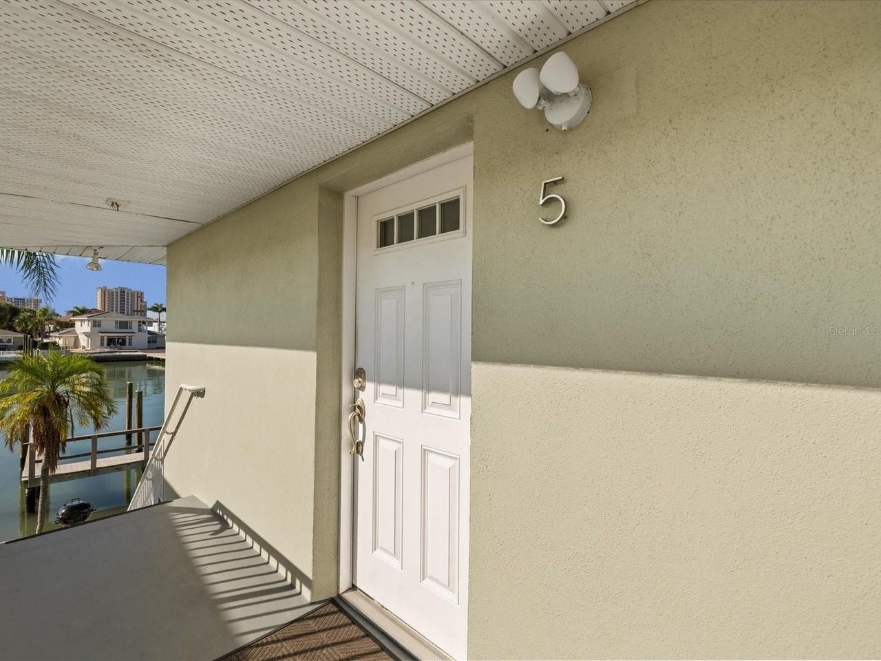 185 Brightwater Dr - Photo 3 of 50