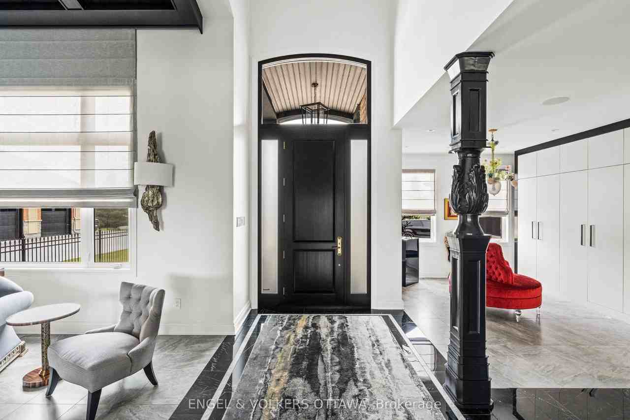 151 Winding Way - Photo 3 of 50