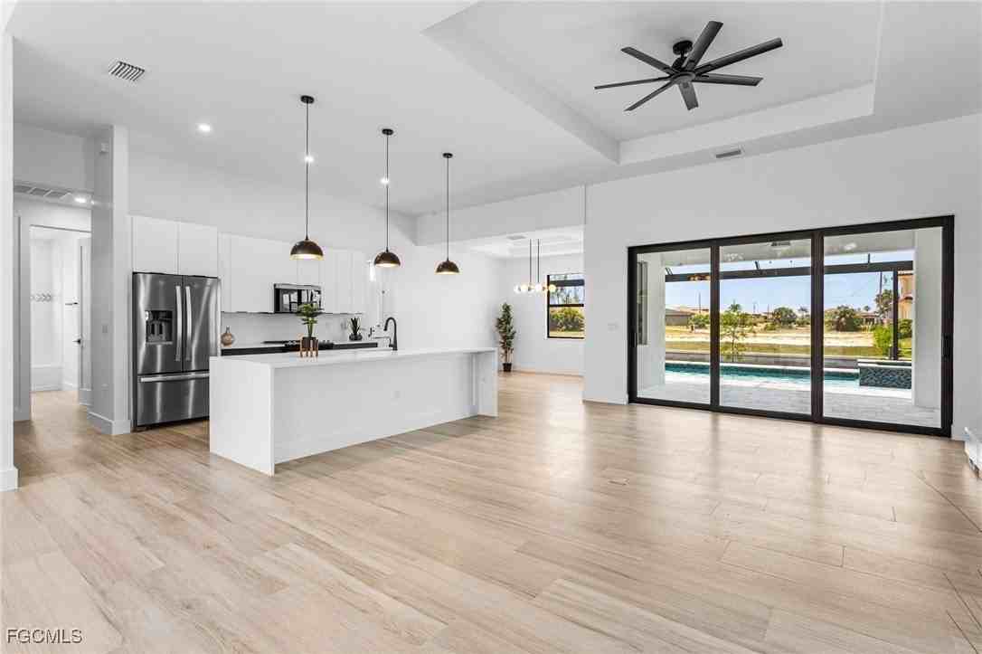 2702 Old Burnt Store Rd N - Photo 7 of 44