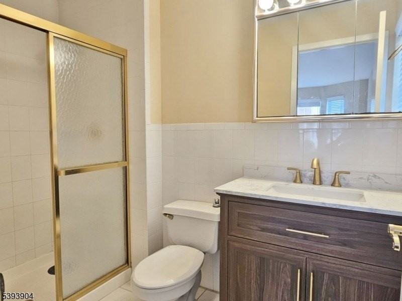 1 Frankie Ln - Photo 7 of 16