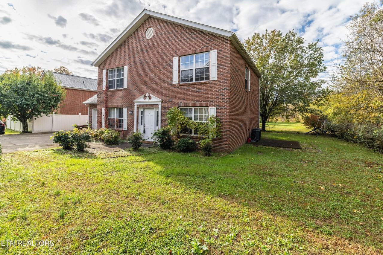 203 Sweet Gum Ln - Photo 4 of 38