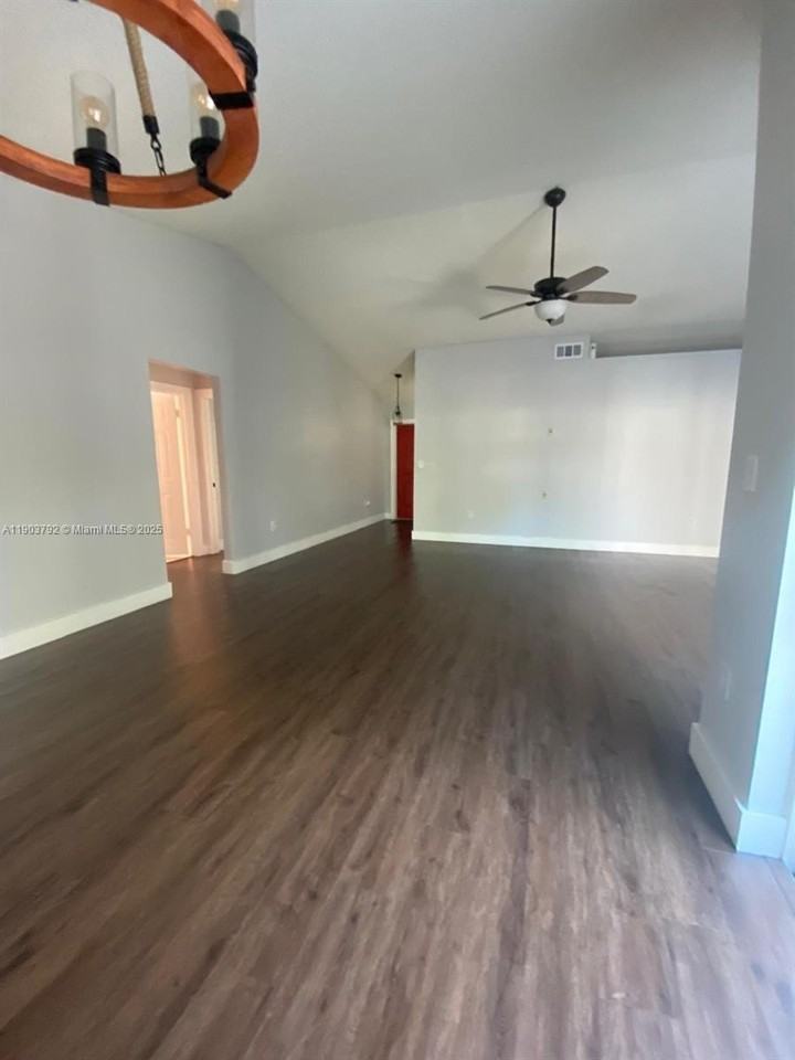 7830 Southwest 161st Place - Photo 6 of 18