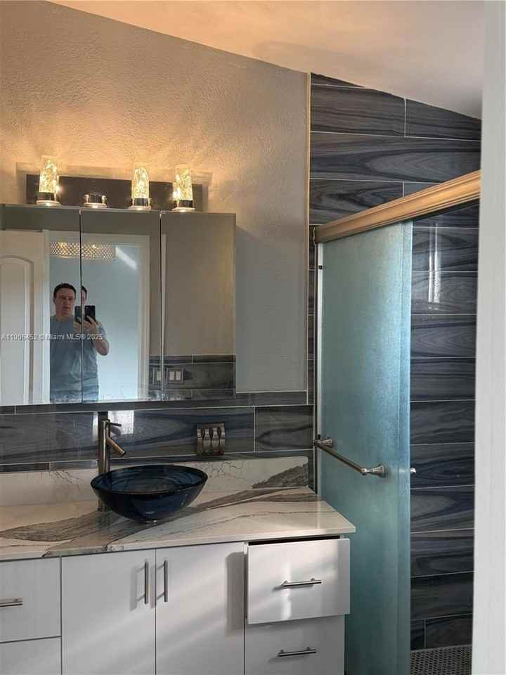 13914 Sw 178th St #13914 - Photo 6 of 22