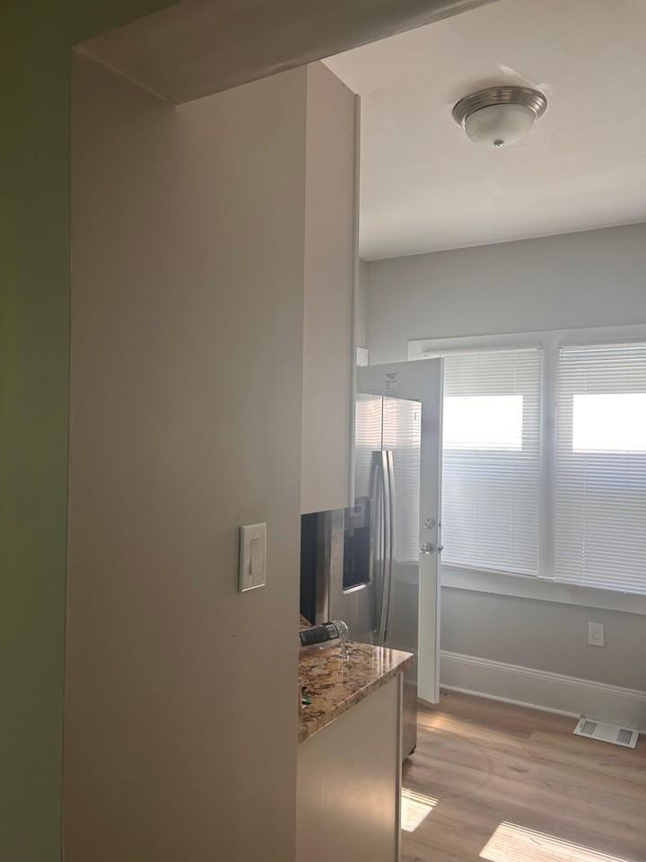 East 86th Street - Photo 4 of 35