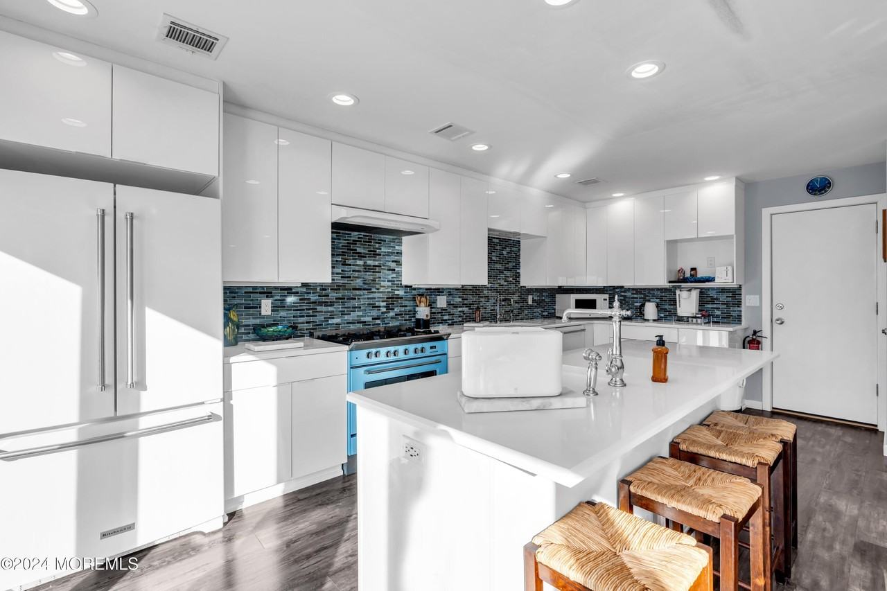 213 Hayes Ct - Photo 6 of 29