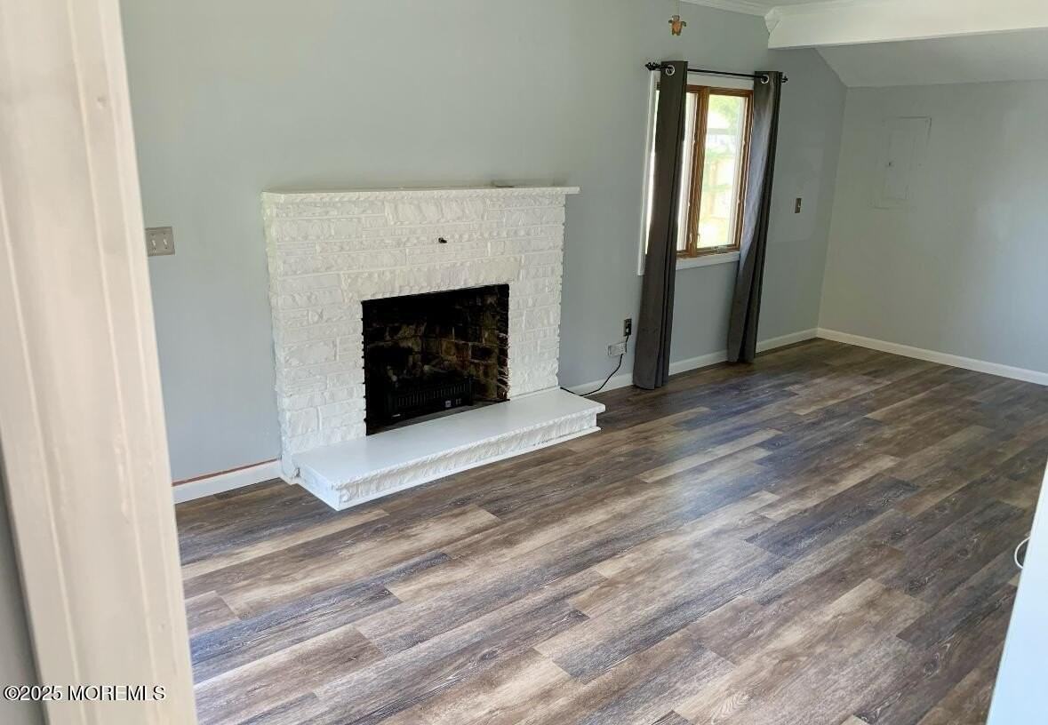 10 Oakwood Dr - Photo 7 of 13