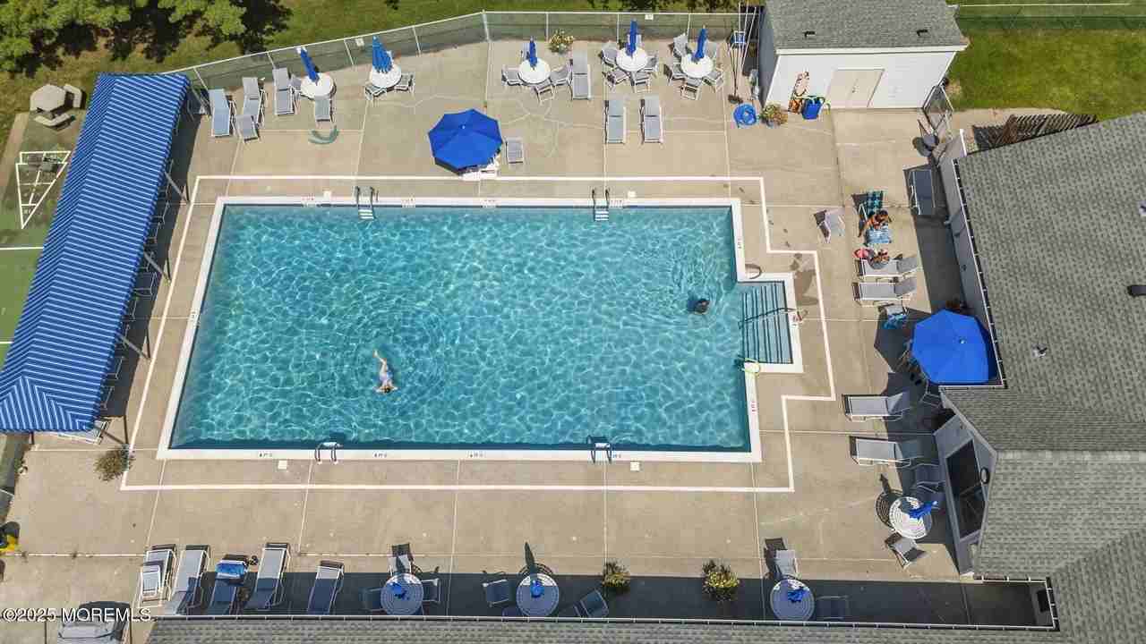 237 Wycoff Way W Unit 237 #237 - Photo 5 of 28