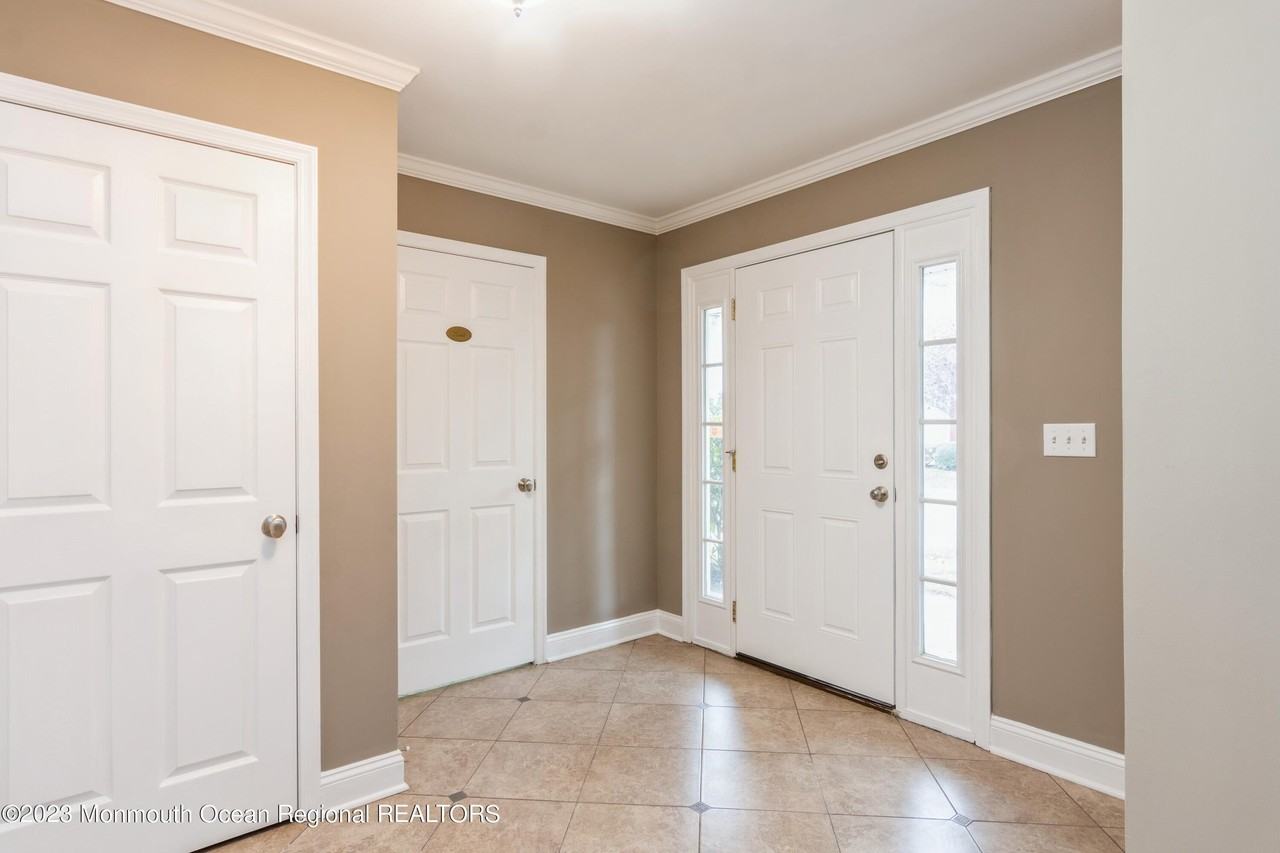 34 Chimney Ct Unit 181 #181 - Photo 2 of 29