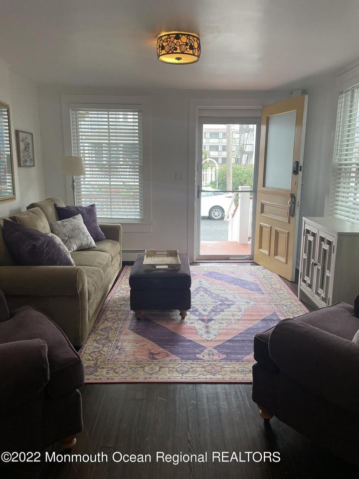 143 Mount Hermon Way Unit 1/2 #1-2 - Photo 5 of 26