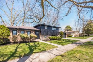 featured image of 15369 Ingleside Ave