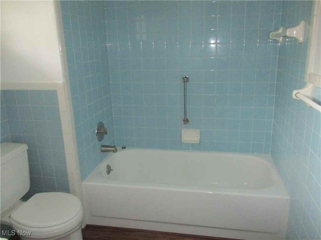 6566 Glenallen Ave - Photo 7 of 26