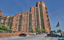 216 Harmon Cove Towers 216 - Photo 1 of 1