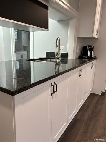 2455 Military St #5 - Photo 4 of 13