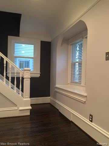 115 East Lincoln Street - Photo 3 of 17