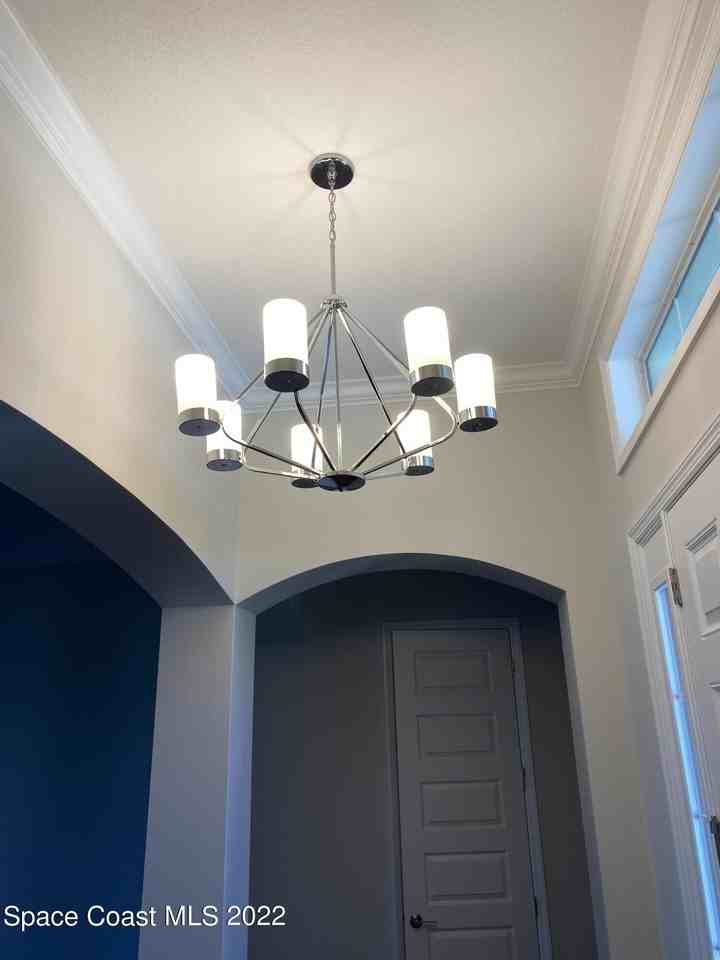 8321 Paragrass Way - Photo 7 of 41