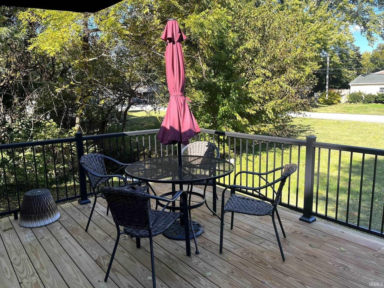 624 Monroe St - Photo 6 of 31