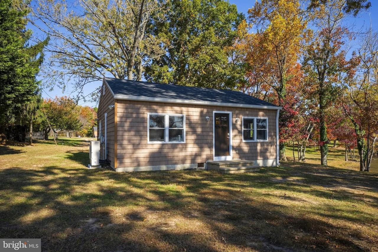 11003 Bowerman Road - Photo 6 of 39