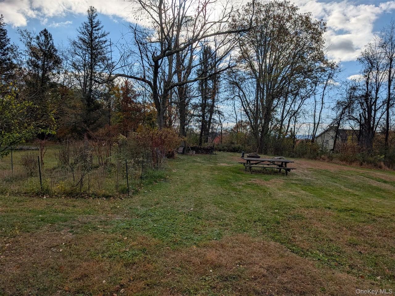 70 Jogee Rd - Photo 3 of 16