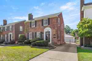 featured image of 22905 Marlboro St