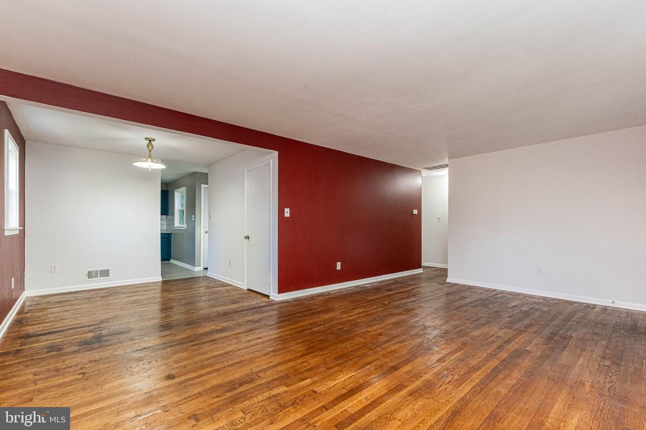 1816 Olney Rd - Photo 4 of 21