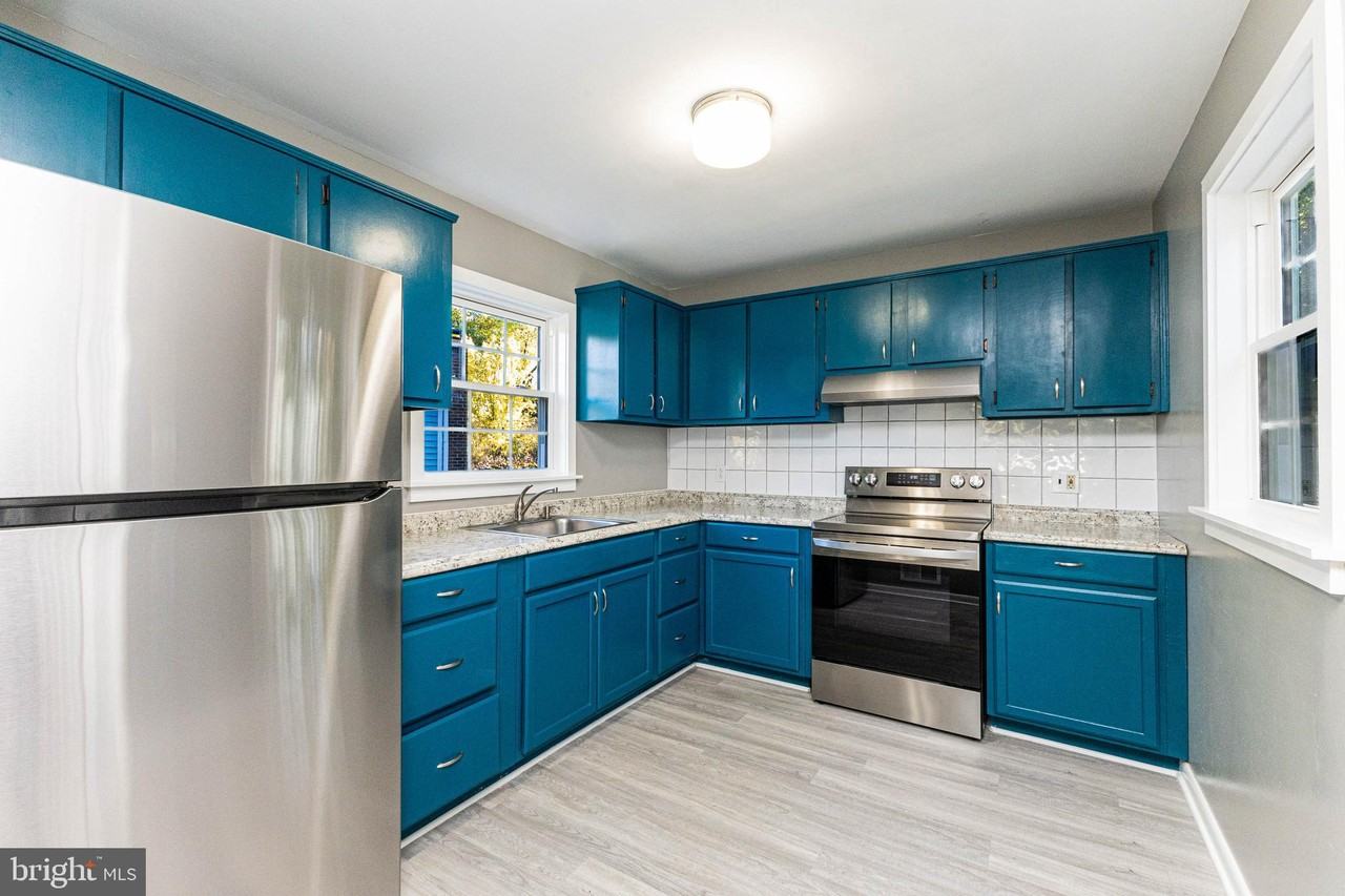 1816 Olney Rd - Photo 6 of 21