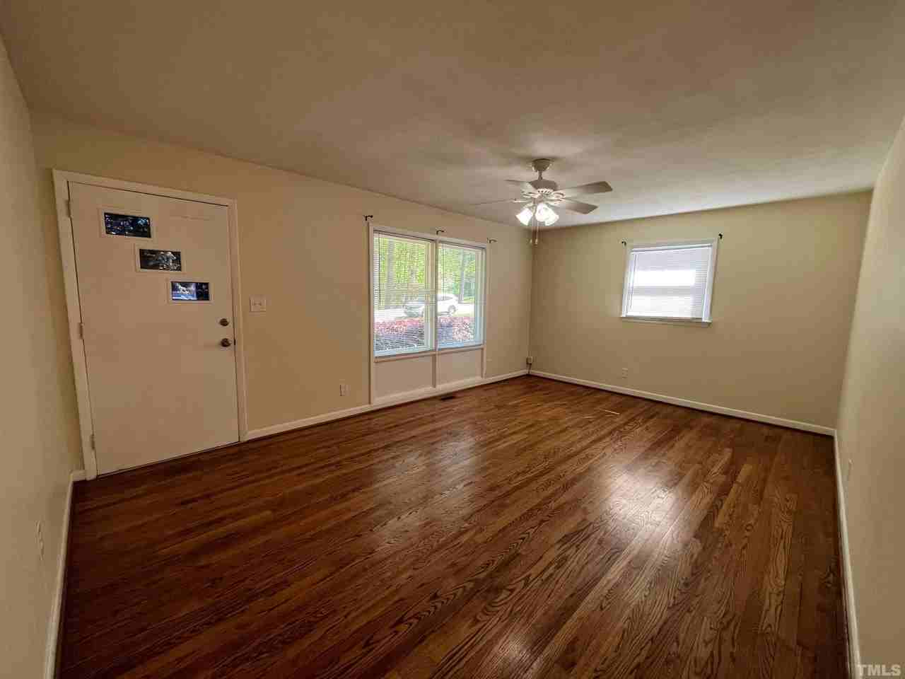 207 W Boundary St - Photo 4 of 17