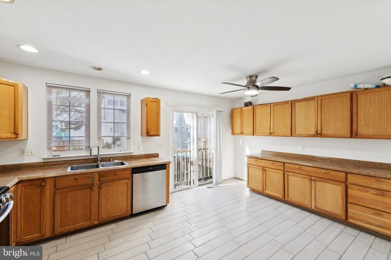 13965 Sawteeth Way - Photo 6 of 36