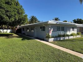 featured image of 1077 Ne 34th St