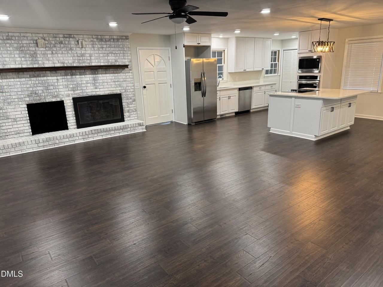 11993 Rockside Rd - Photo 2 of 15