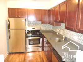 featured image of 696 Elm Pl #106