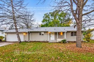 944 Beacon Ln - Photo 1 of 1