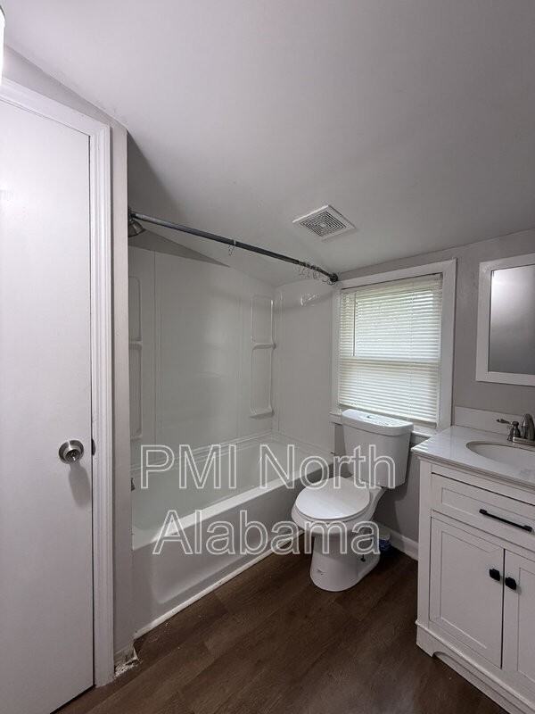 2024 1st St Sw - Photo 7 of 15