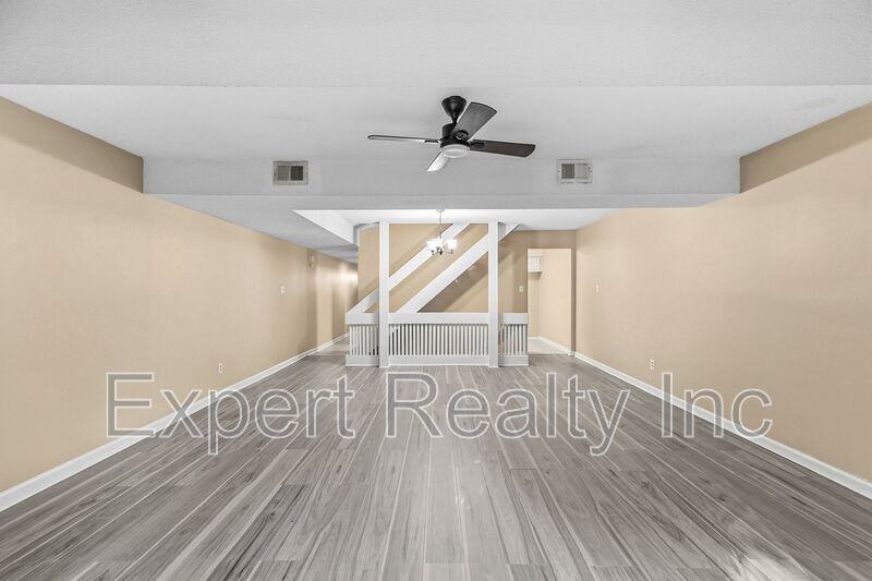 510 Running Brook Rd - Photo 3 of 27