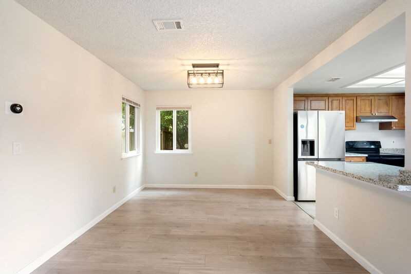 9417 Aizenberg Cir - Photo 7 of 24