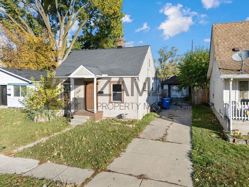 7583 Hudson Avenue - Photo 2 of 15