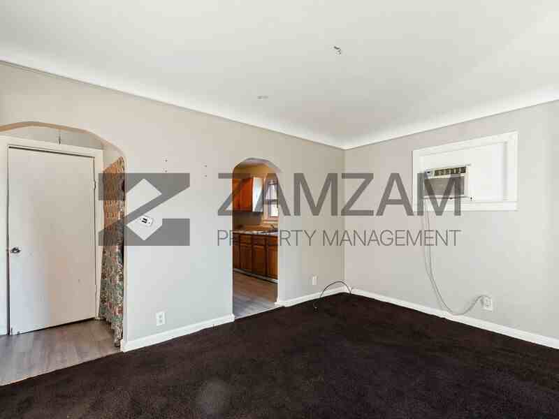 7583 Hudson Avenue - Photo 3 of 15