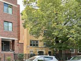 featured image of 2432 N Linden Pl #306