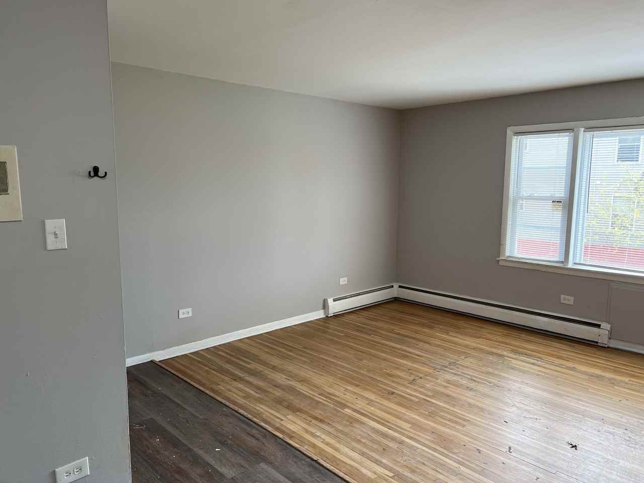 3029 East 79th Street - Photo 6 of 34