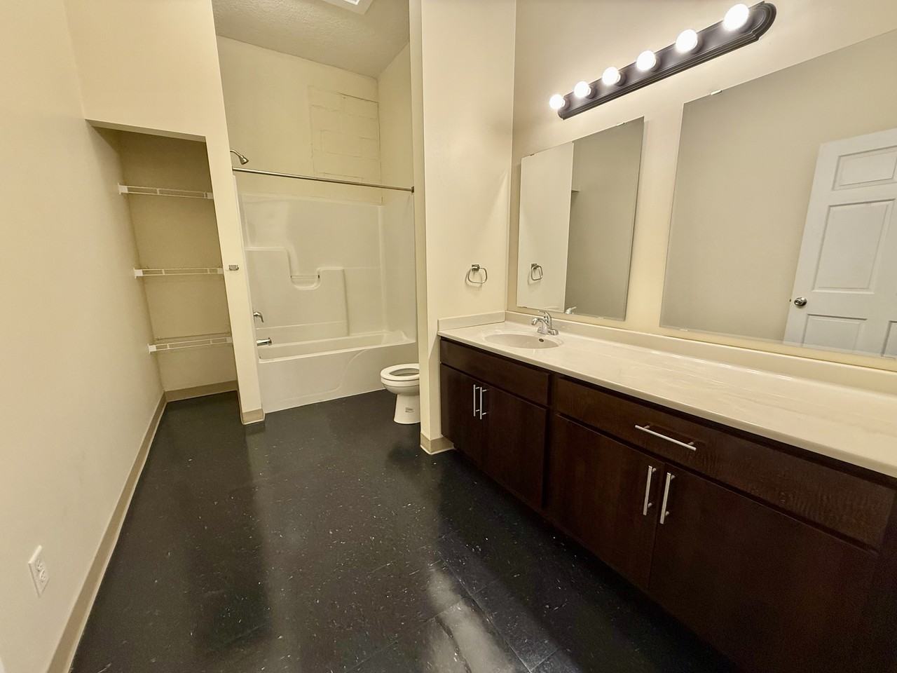 Berglund Flats - Photo 5 of 10