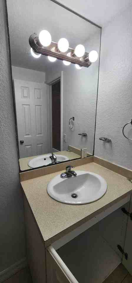 48 - 1945 Calais Drive - Photo 2 of 4