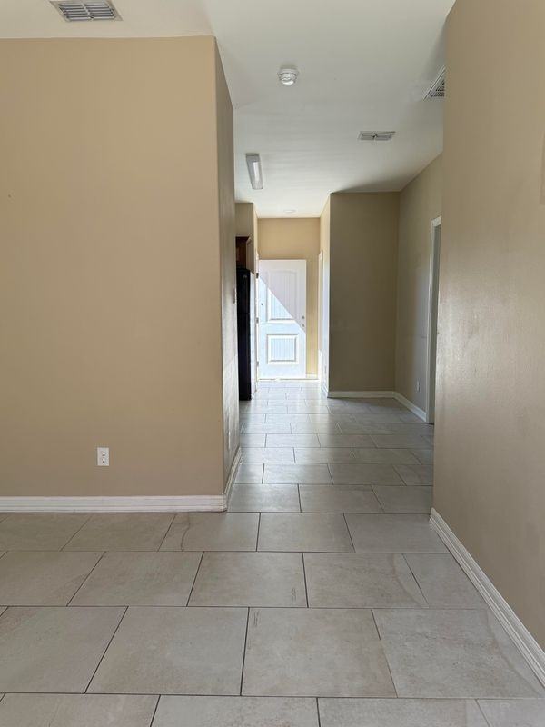 2713 E Eisenhower Ave ##2 - Photo 5 of 12