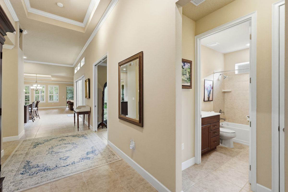 341 Chelsea Place Ave - Photo 2 of 41