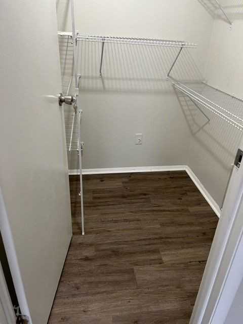 127 Camphor Cir ##D - Photo 6 of 24