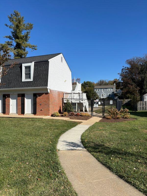 128C Fairfield Dr - Photo 2 of 3