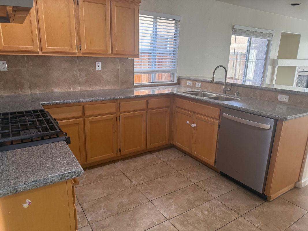 37311 Portico Ter - Photo 4 of 19