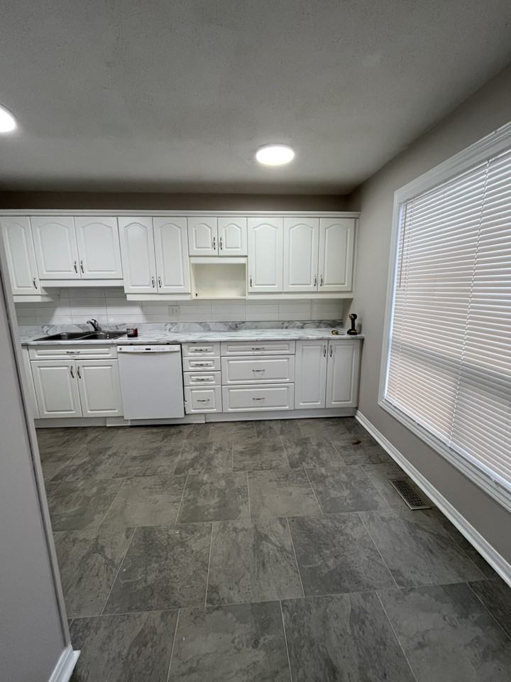 Cahill Dr W - Photo 3 of 13