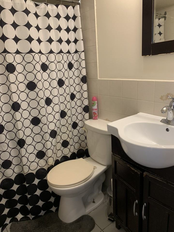 549A Caledonia Rd - Photo 2 of 4