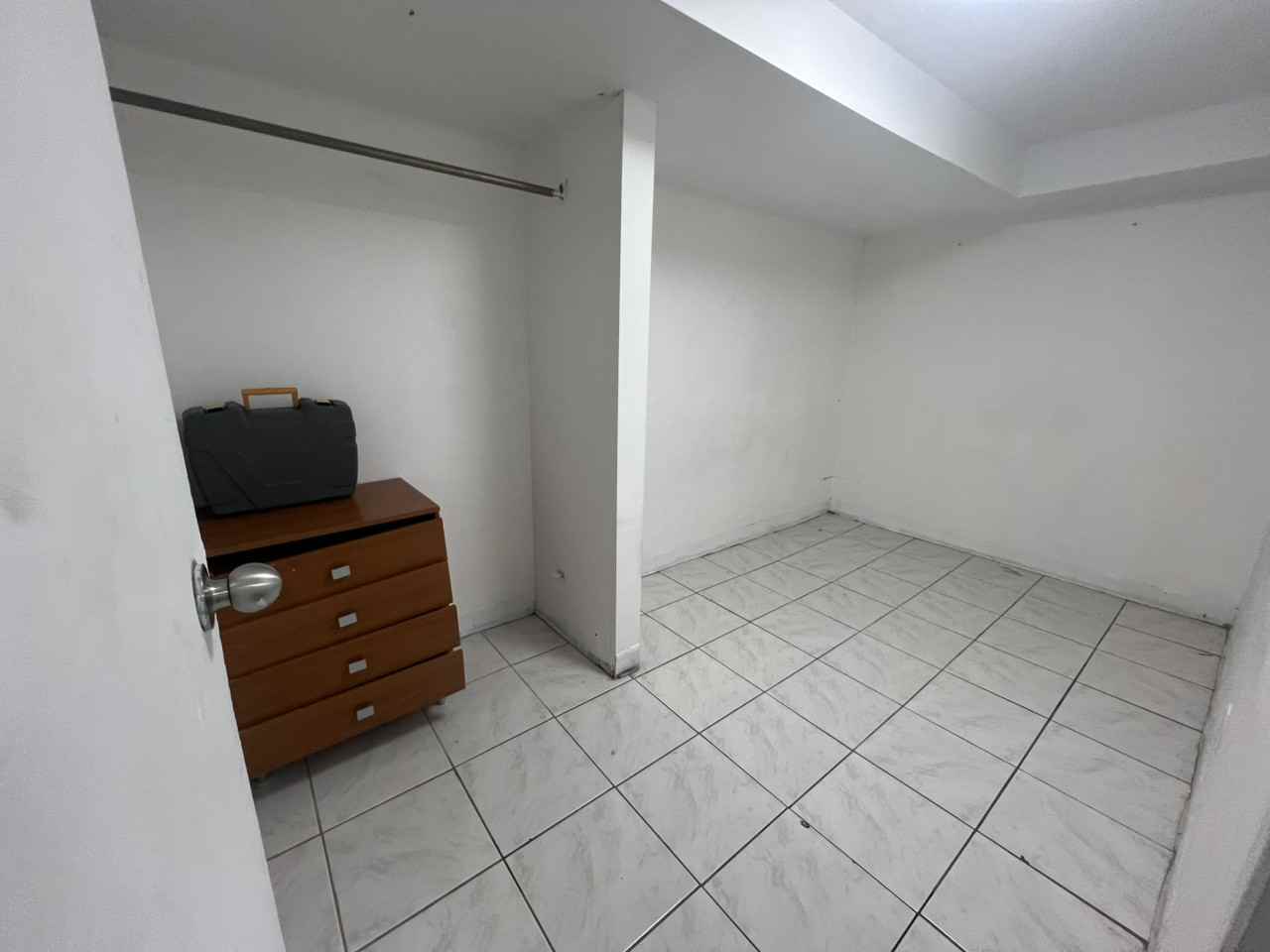 549A Caledonia Rd - Photo 3 of 4