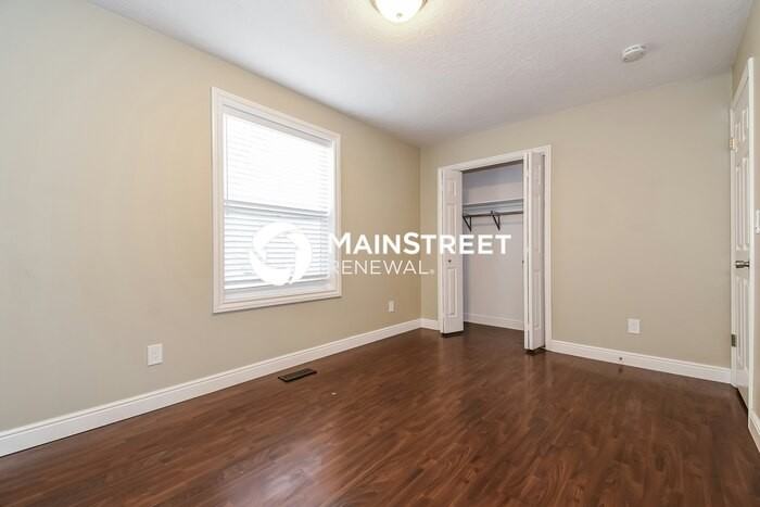 938 South 200 East - Photo 7 of 17